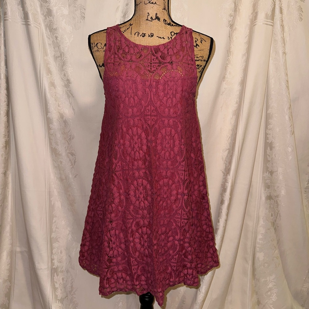 REDUCED!!! FREE PEOPLE LACE TRAPEZ TUNIC Love is in the air FREE SHIPPING